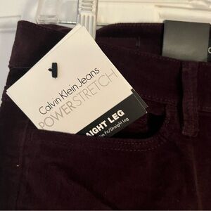 Calvin Klein Jeans NEW Women’s 2/32 Power Stretch Straight Leg Velvet Jean